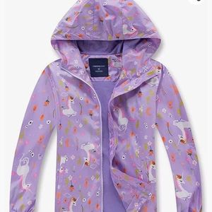 Small Top and Sky rain jacket